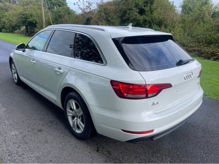 2017 Audi A4 - photo 6