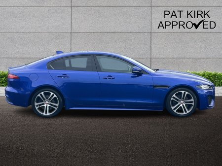 2020 Jaguar XE - photo 3
