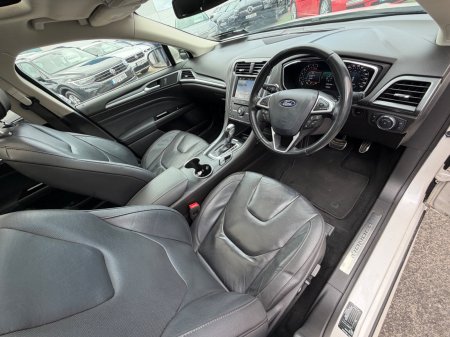 2018 Ford Mondeo - photo 10
