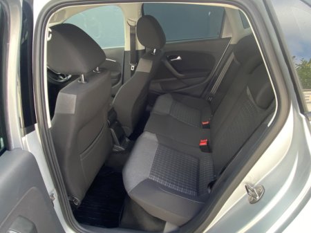 2016 Volkswagen Polo - photo 14