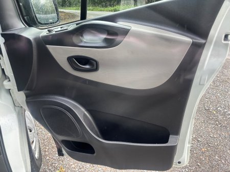 2018 Nissan NV300 - photo 16