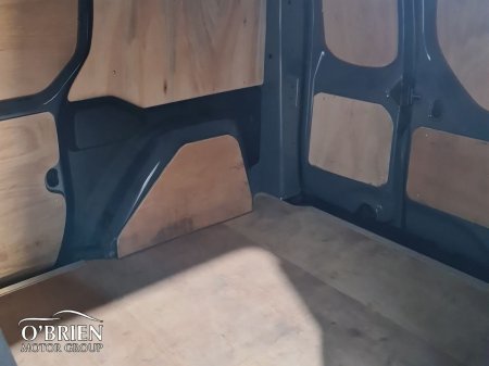 2025 Renault Kangoo - photo 6