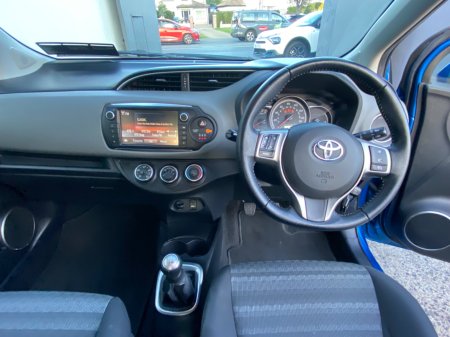 2016 Toyota Yaris - photo 8