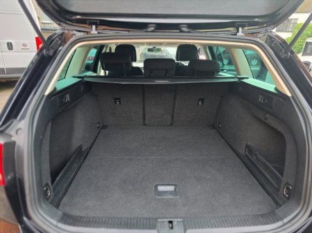 2019 Volkswagen Passat - photo 15