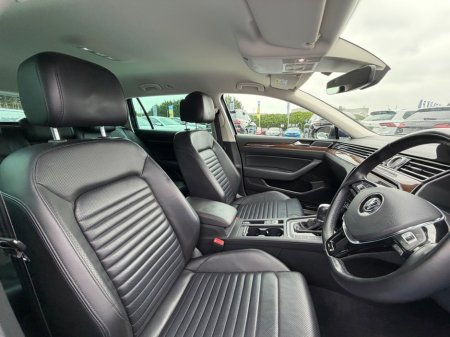 2019 Volkswagen Passat - photo 11