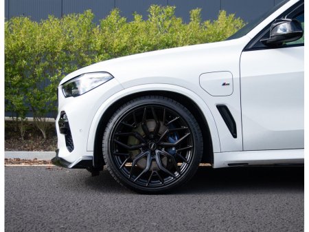 2020 BMW X5 - photo 12