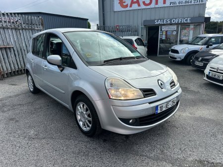 2010 Renault Grand Modus - photo 2