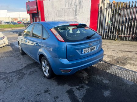 2009 Ford Focus - photo 7