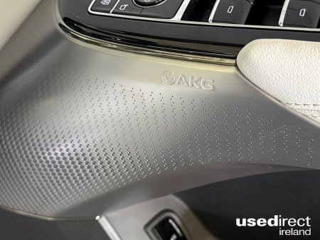 2025 Cadillac Lyriq - photo 27