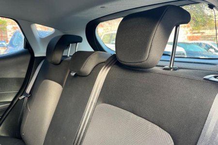 2022 Ford Fiesta - photo 20