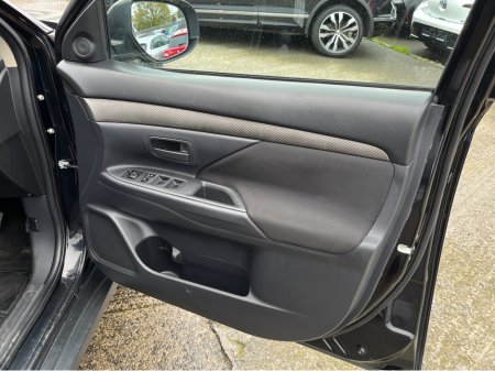 2015 Mitsubishi Outlander - photo 12