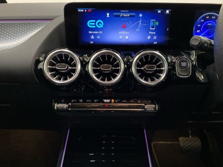 2025 Mercedes-Benz EQA - photo 11