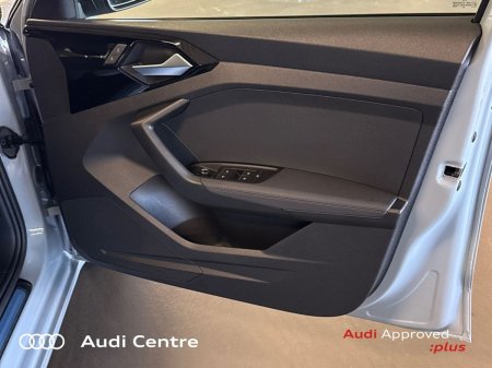 2025 Audi A1 - photo 22