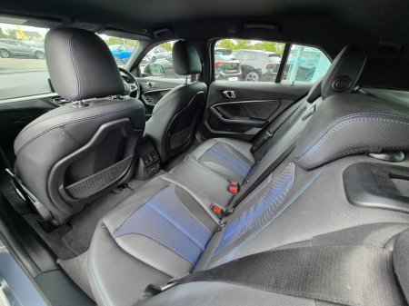 2021 BMW 1-Series - photo 10
