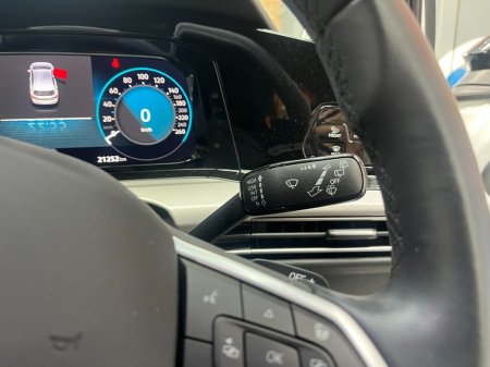 2023 Volkswagen Golf - photo 12