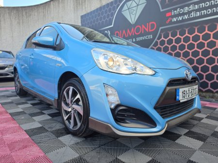 2015 Toyota Aqua - photo 11