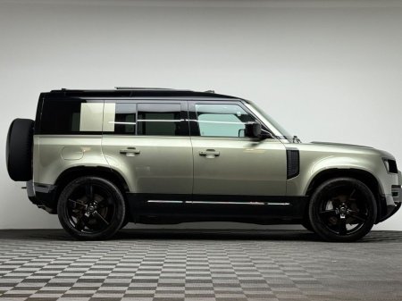 2025 Land Rover Defender - photo 8