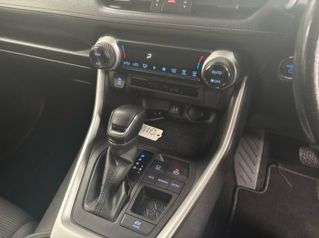 2019 Toyota RAV4 - photo 13