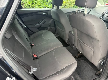 2015 Ford Focus - photo 6