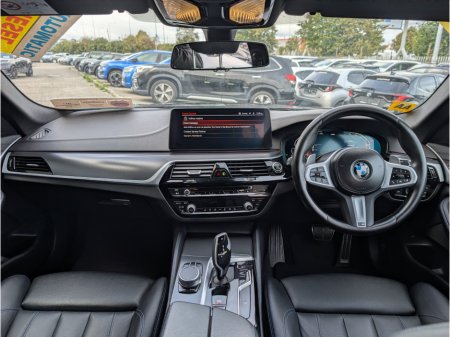 2023 BMW 5-Series - photo 11