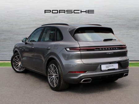 2026 Porsche Cayenne - photo 2