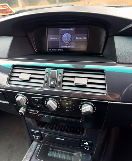 2010 BMW 5-Series - photo 14
