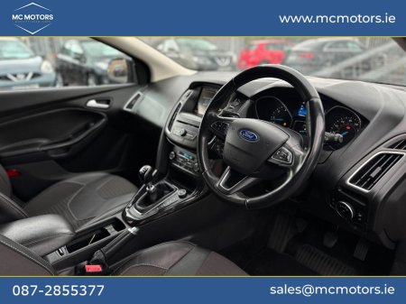 2016 Ford Focus - photo 15
