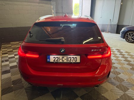 2022 BMW 3-Series - photo 3