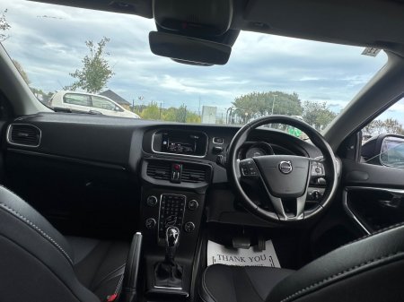 2018 Volvo V40 - photo 22