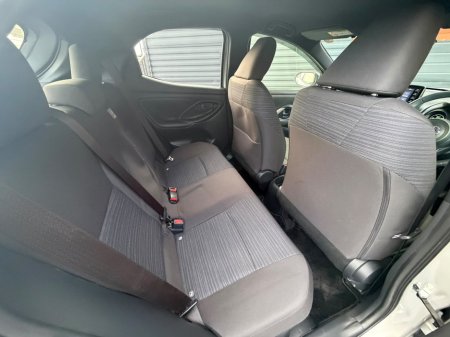 2020 Toyota Yaris - photo 10