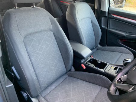 2023 Volkswagen Golf - photo 17