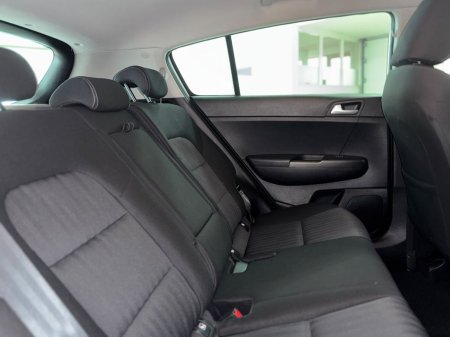 2021 Kia Sportage - photo 5