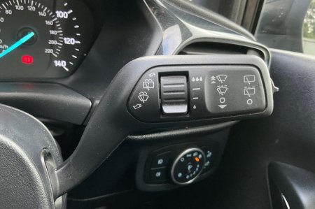 2020 Ford Fiesta - photo 15