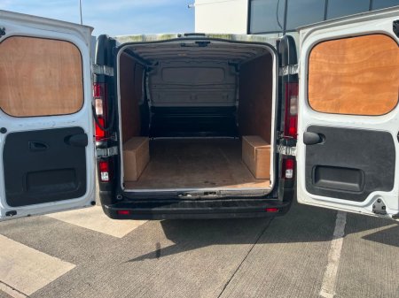 2022 Renault Trafic - photo 18