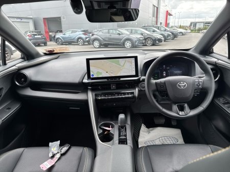 2024 Toyota C-HR - photo 8