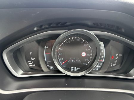 2015 Volvo V40 - photo 18