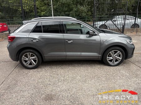 2024 Volkswagen T-Roc - photo 2