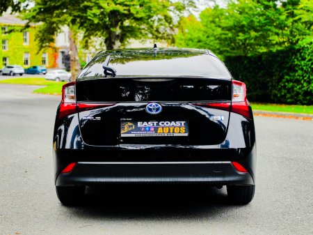 2020 Toyota Prius - photo 4