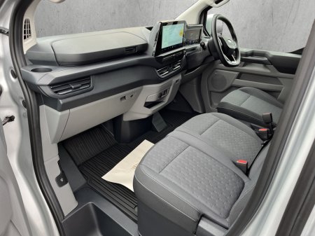2026 Ford Transit Custom - photo 18