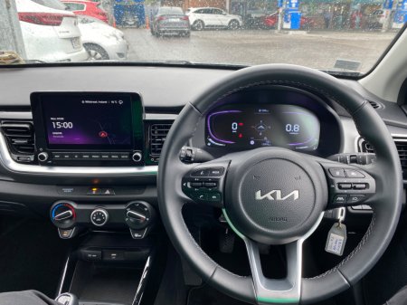 2025 Kia Stonic - photo 13