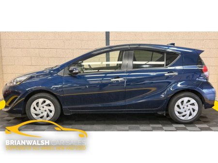 2019 Toyota Aqua - photo 18