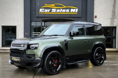 2025 Land Rover Defender - photo 2
