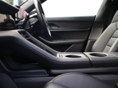 2023 Porsche Taycan - photo 16