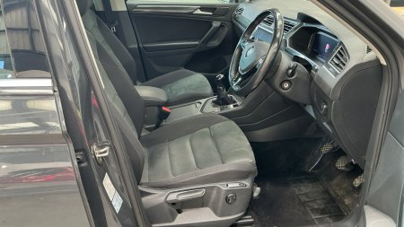 2019 Volkswagen Tiguan - photo 8