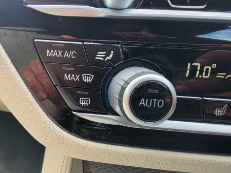 2019 BMW 5-Series - photo 32