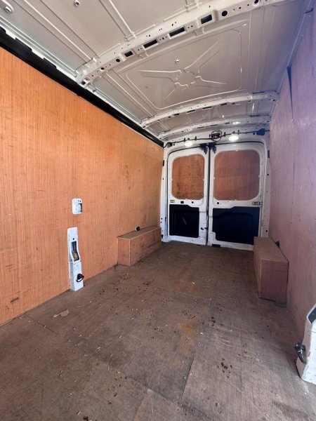 2022 Ford Transit - photo 4