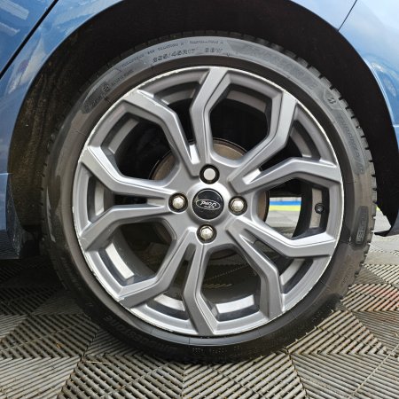 2021 Ford Fiesta - photo 9