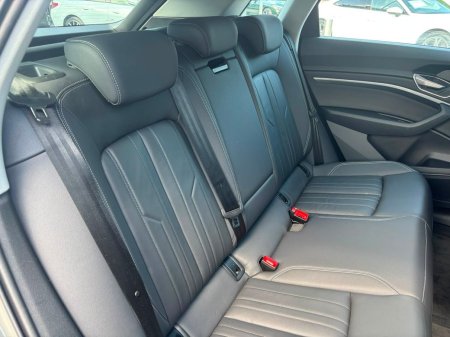 2023 Audi Q8 e-tron - photo 16