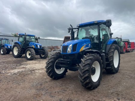 2005 New Holland TS115A