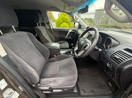 2015 Toyota Land Cruiser - photo 9
